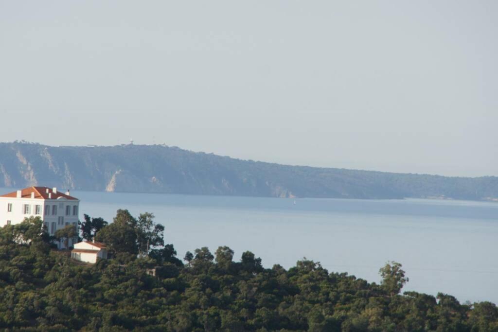 Villa Petale De Rose Cavalaire-sur-Mer Exterior photo
